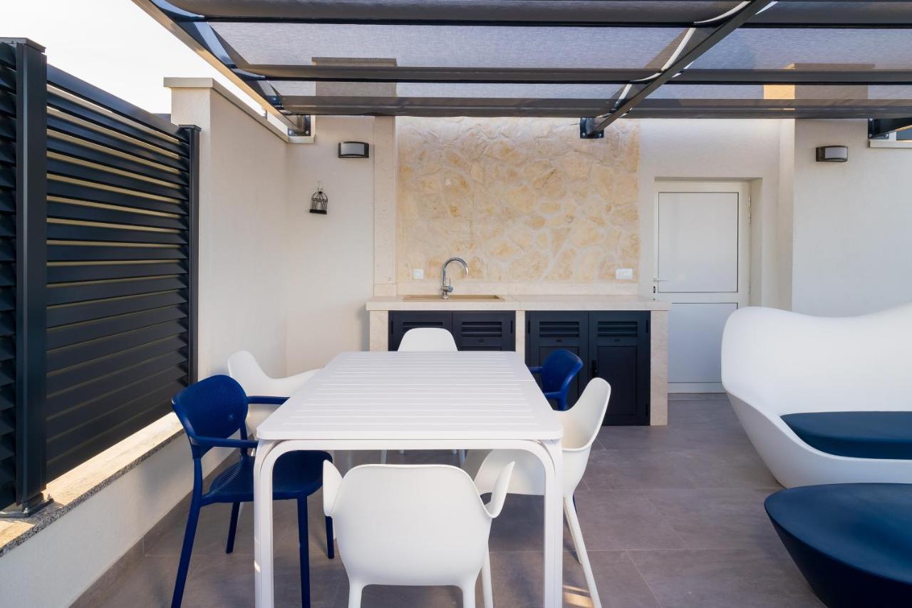Luxury Apartment- Balcony- Private Rooftop And Jacuzzi- Common Pool Trogir Buitenkant foto